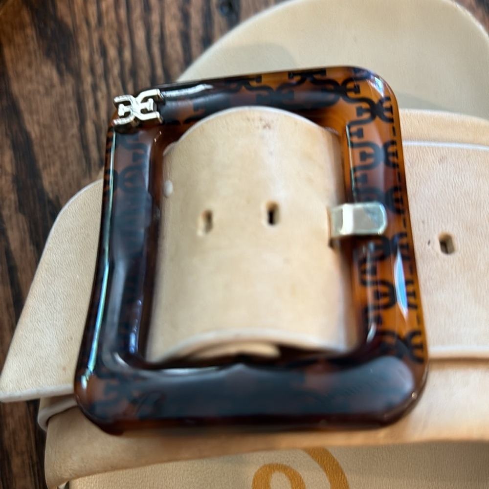 Sam Edelman Tan Cream Slide Sandals with Tortoise Buckle - Picture 8 of 11